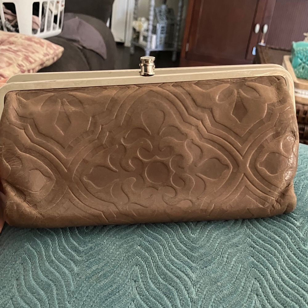 HOBO Embossed Tan Clutch